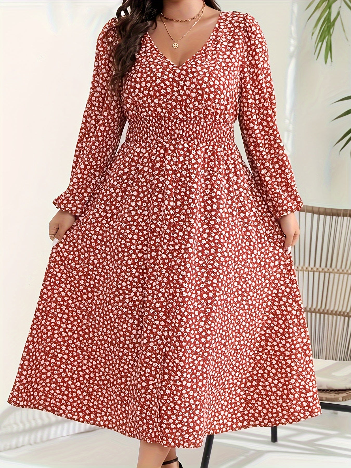  Ditsy Floral Print Long Sleeve V Neck Dress