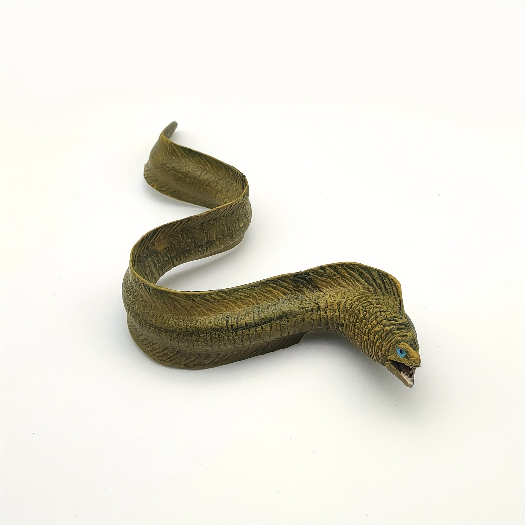 Realistic Sea Eel Aquarium Landscape PVC Marine Animal Statue