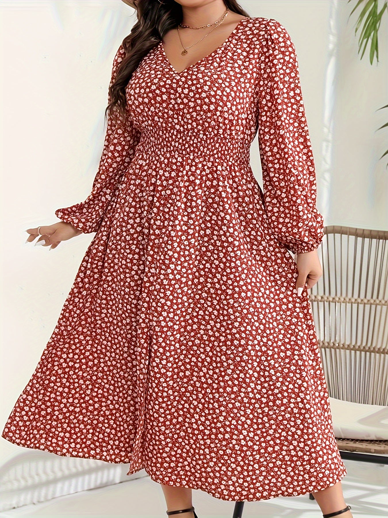  Ditsy Floral Print Long Sleeve V Neck Dress