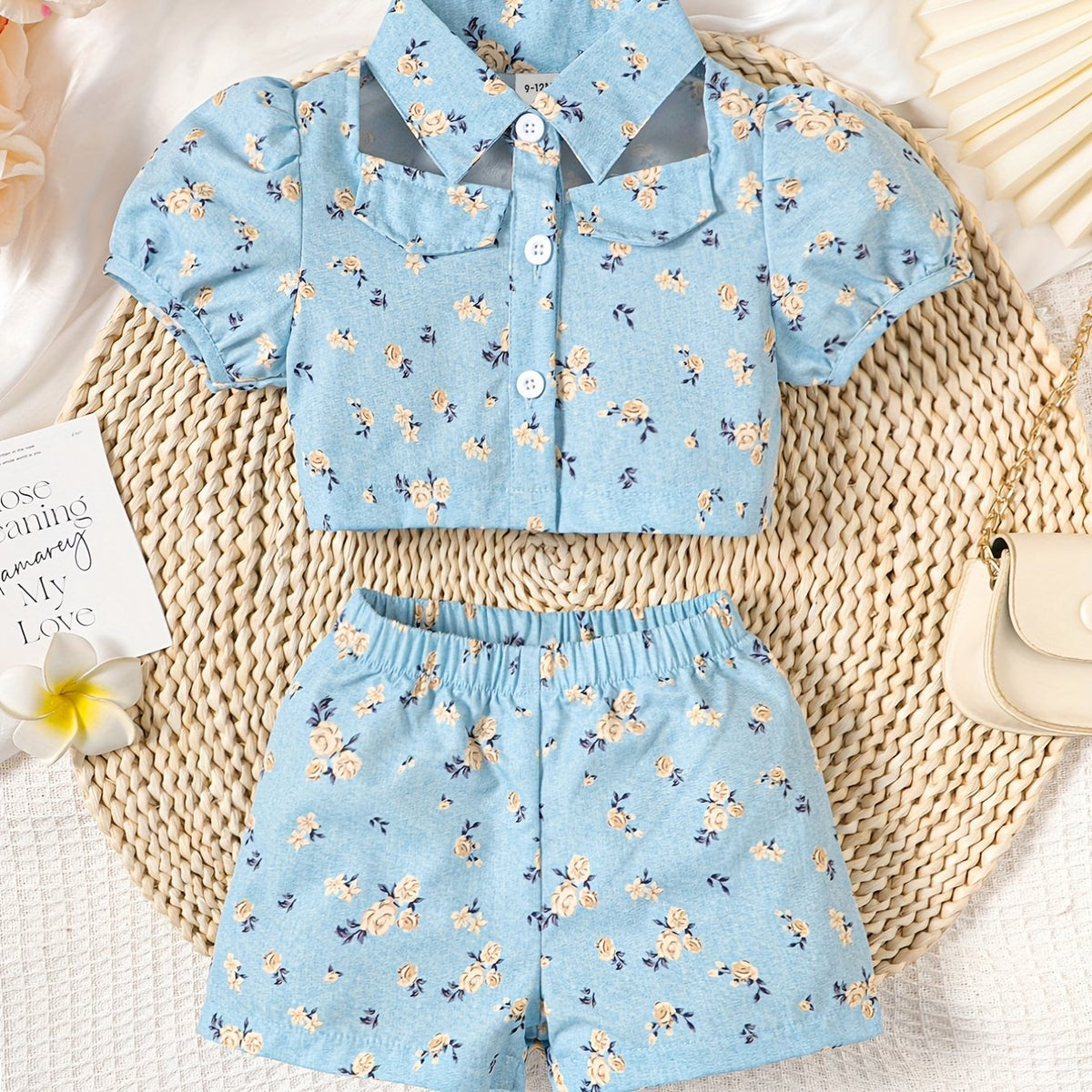 2pcs Baby Girls Ditsy Print Cut Out Puff Sleeve Shirt & Shorts Set