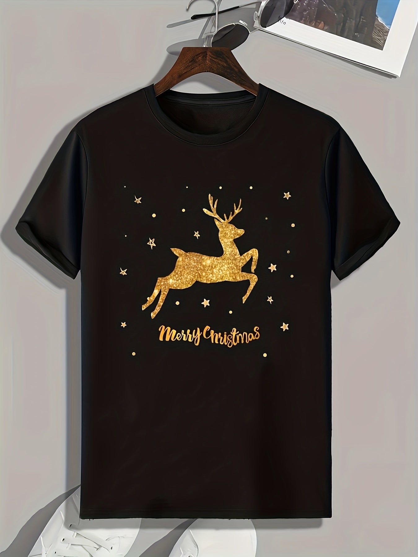 Christmas Deer Print Men's Graphic T-shirt for Summer