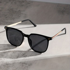 Square Frame Sunglasses Rivet Decor Glasses UV400