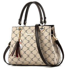 Mini Women Messenger Bags Pu Leather Women Shoulder Bag Tassel Solid Clutches Ch