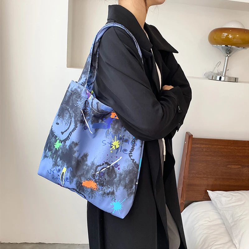 Graffiti Style Shoulder Bag Large-capacity Zipper Handbag