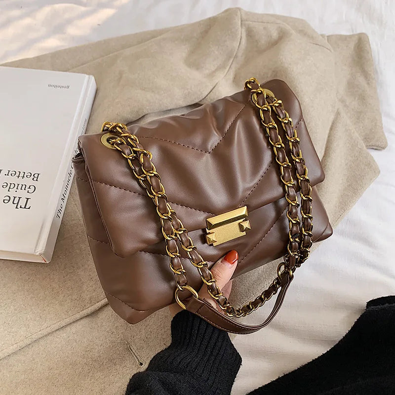 Retro Large-Capacity Diamond Chain Bag Shoulder Messenger Female Bag