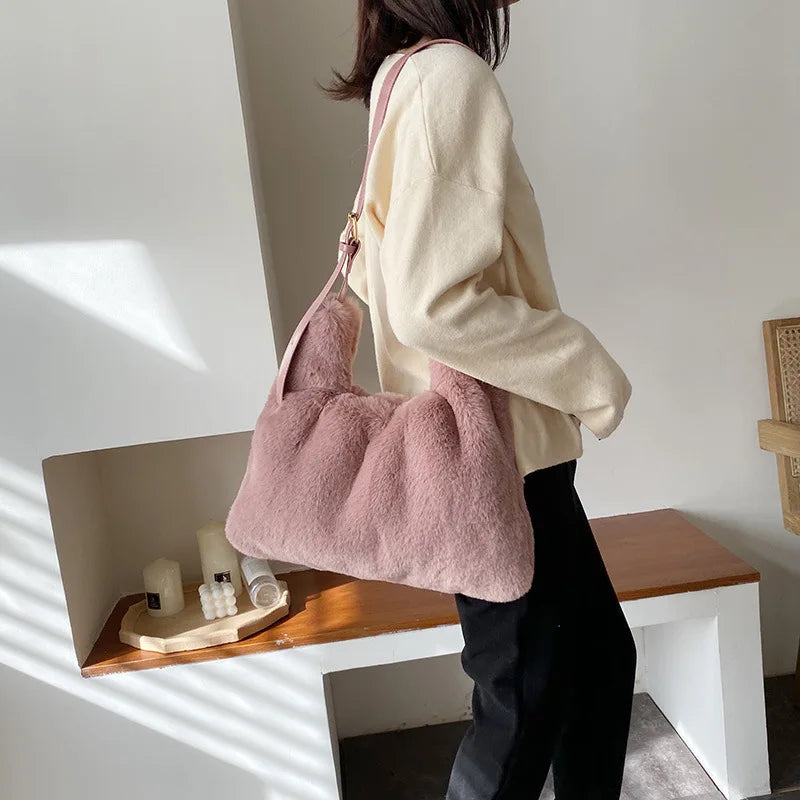 Plush Autumn Winter Messenger Bag Large Capacity One-Shoulder Western Wild