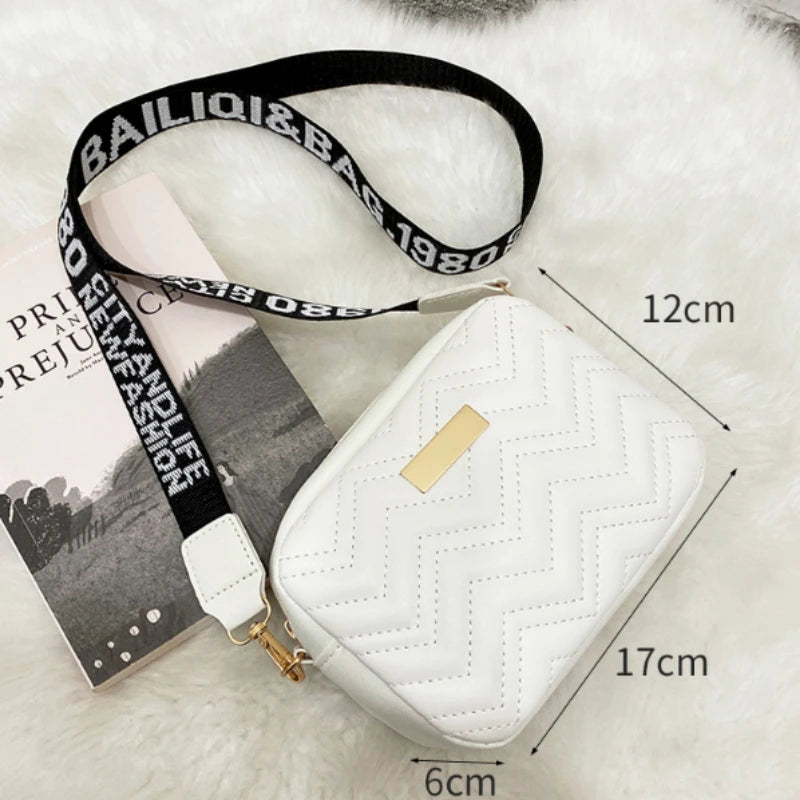 Embroidered Messenger Bag for Women Crossbody Shoulder Bag