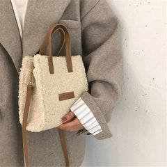 Women Winter Shoulder Bag Lamb Wool Warm Soft Autumn Ins Square Cross-body Porta