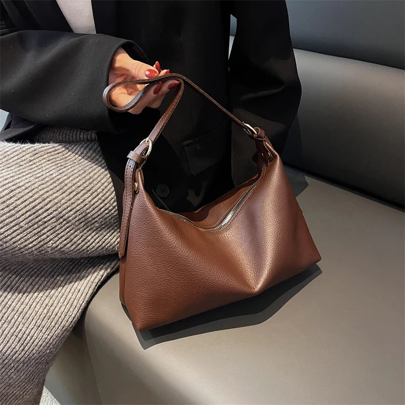 Textured Leather Women's Shoulder Bag Retro Zipper Bag