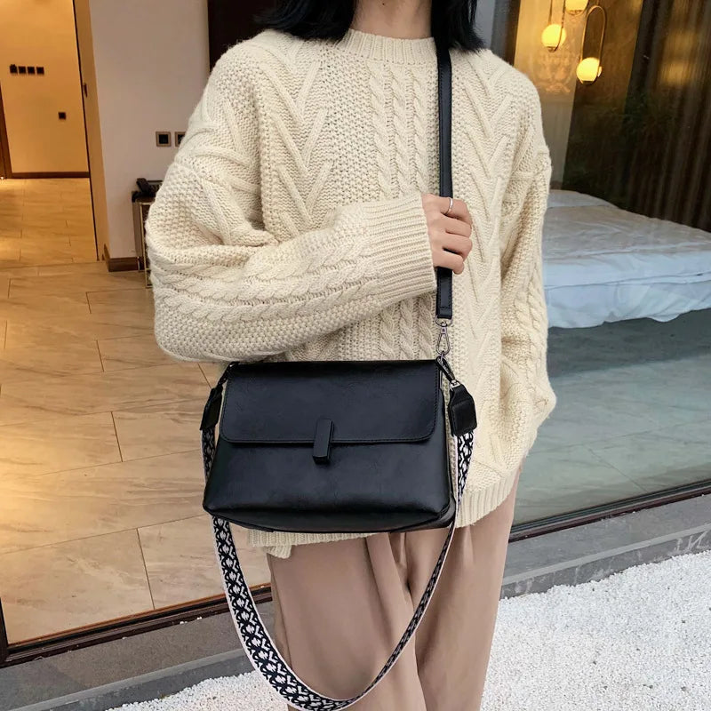 Women's PU Leather Messenger Bag Chain Shoulder Small Square Bag