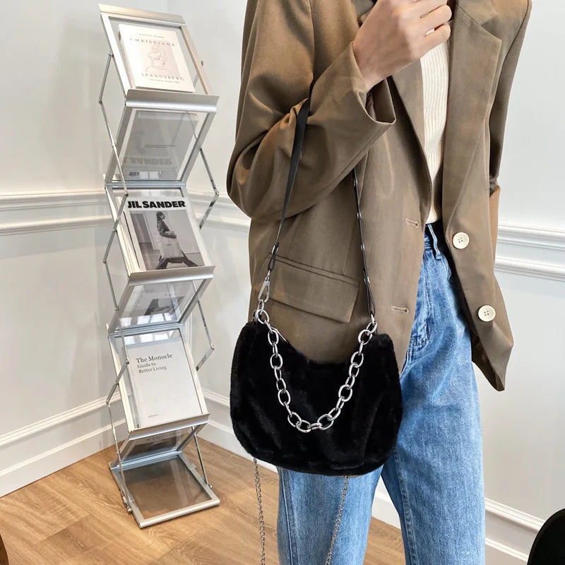 2022 Women Plush Bucket Bag Soft Faux Fur Shoulder Bag