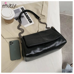 Vintage Leather Shoulder Bag with Thick Chain Tote