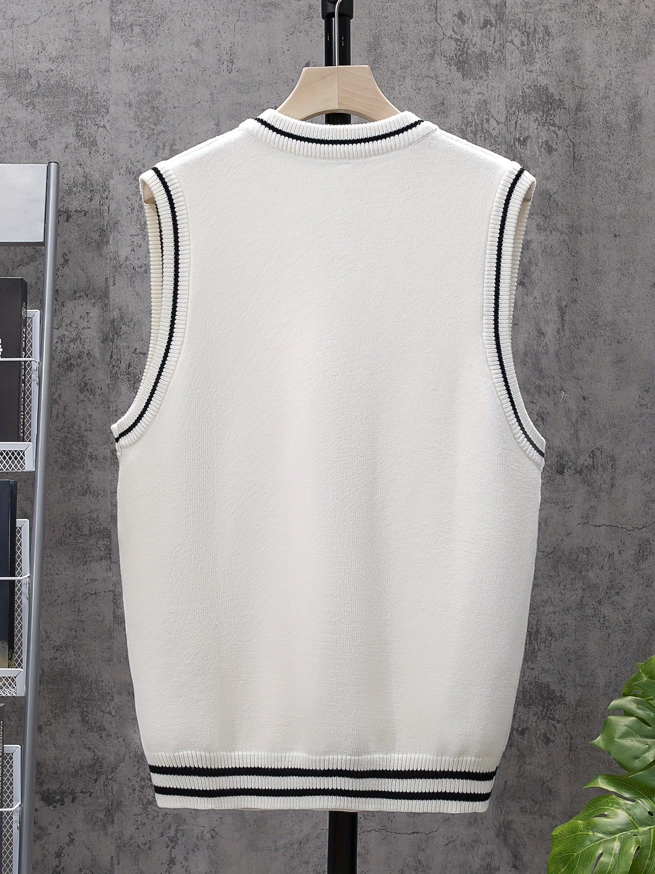 Men's V Neck Striped Knit Vest Sleeveless Sweater