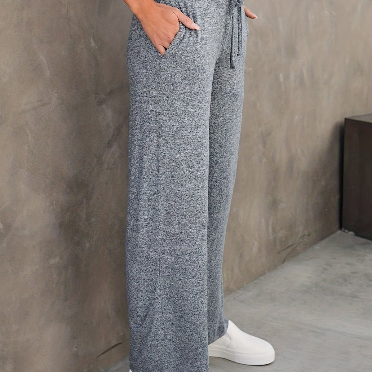  Solid Drawstring Loose Straight Leg Pants