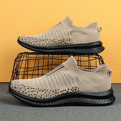 Men's Lightweight Slip On Casual Shoes For Traveling Jogging
