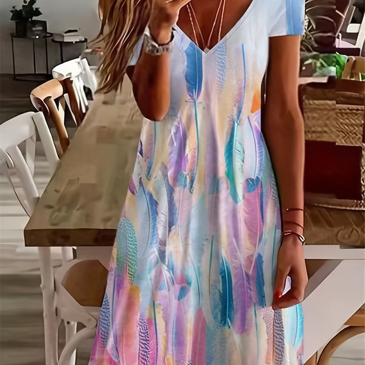 Feather Print Short Sleeve V-Neck Stretch Dress