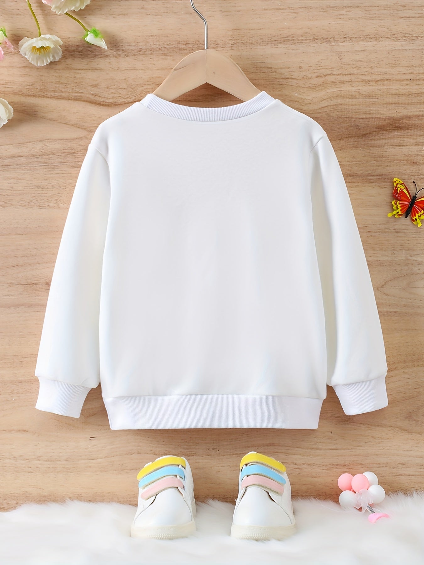 Girls Flower & Letter Graphic Crew Neck Sweatshirt Pullover