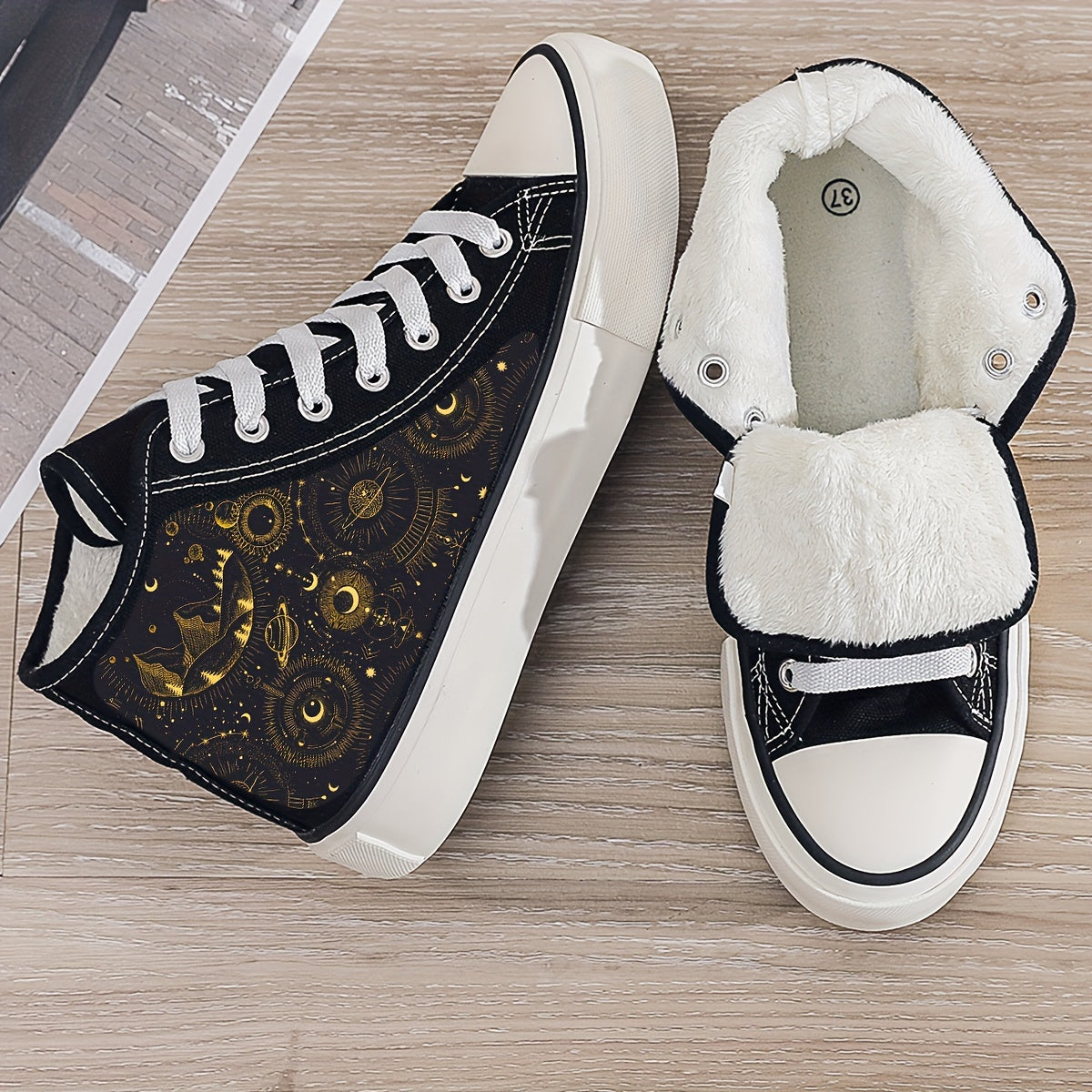 Mysterious Planet Plush Lined Thermal Chunky Canvas Sneakers