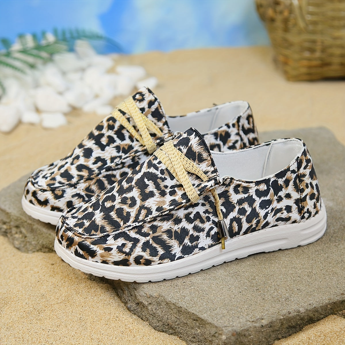Leopard Print Canvas Shoes Lightweight Lace Up Walking Shoes