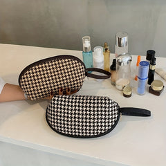 Houndstooth Pattern Makeup Pouch Zipper Cosmetic Bag