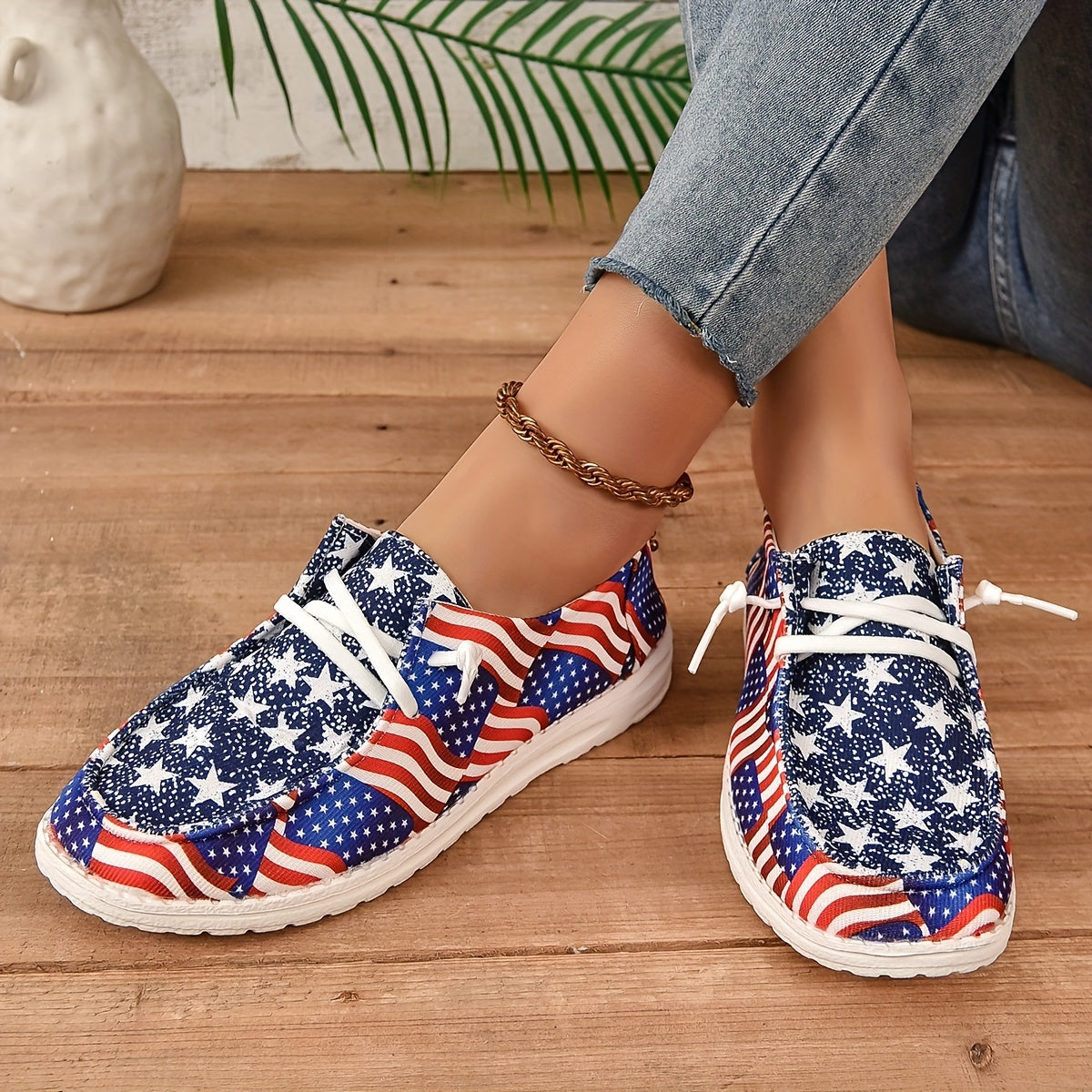 Women's Flag Print Canvas Shoes Lace Up Outdoor Sneakers Lightweight