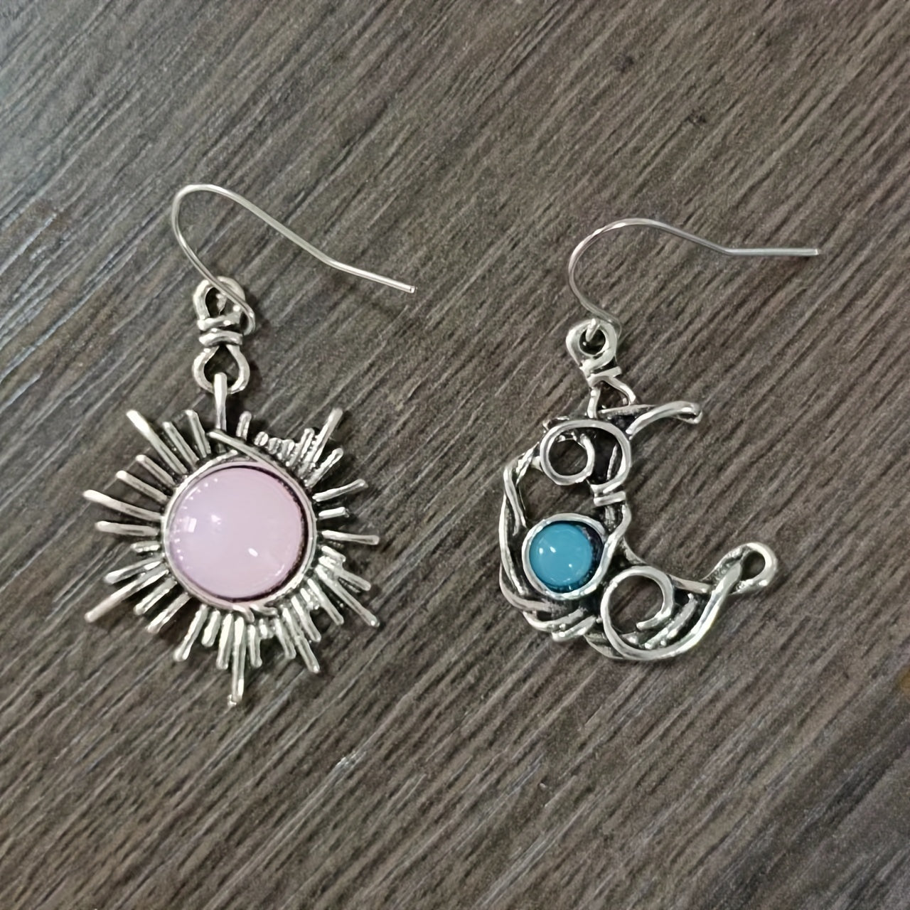 Vintage 3D Sunflower Daisy Earrings for Men and Women