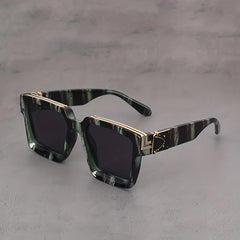 Square Graphic Frame Sunglasses UV400