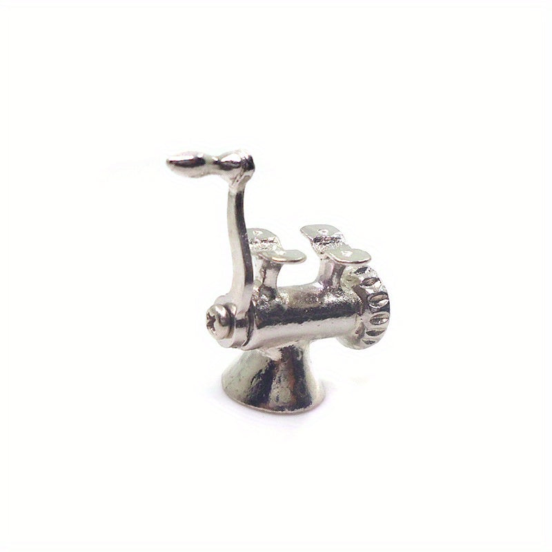 Mini Kitchen Meat Grinder with Rotating Wheel - Mixed Color