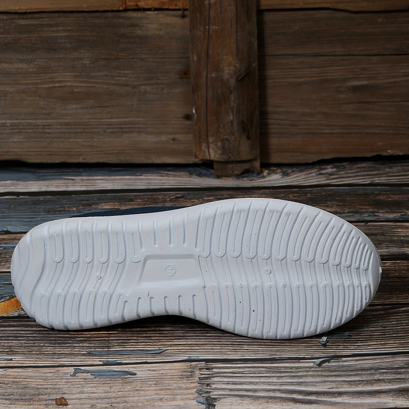 Women's Lightweight Slip On Knit Sneakers