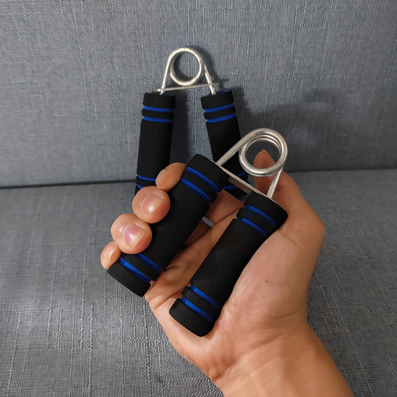 Hand Grip Strengthener Finger Gripper Wrist Exercise Equipment