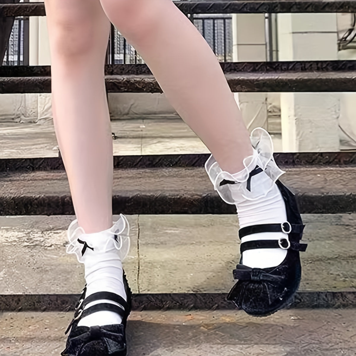 Lace Stitching Mid Tube Socks Women's Stockings