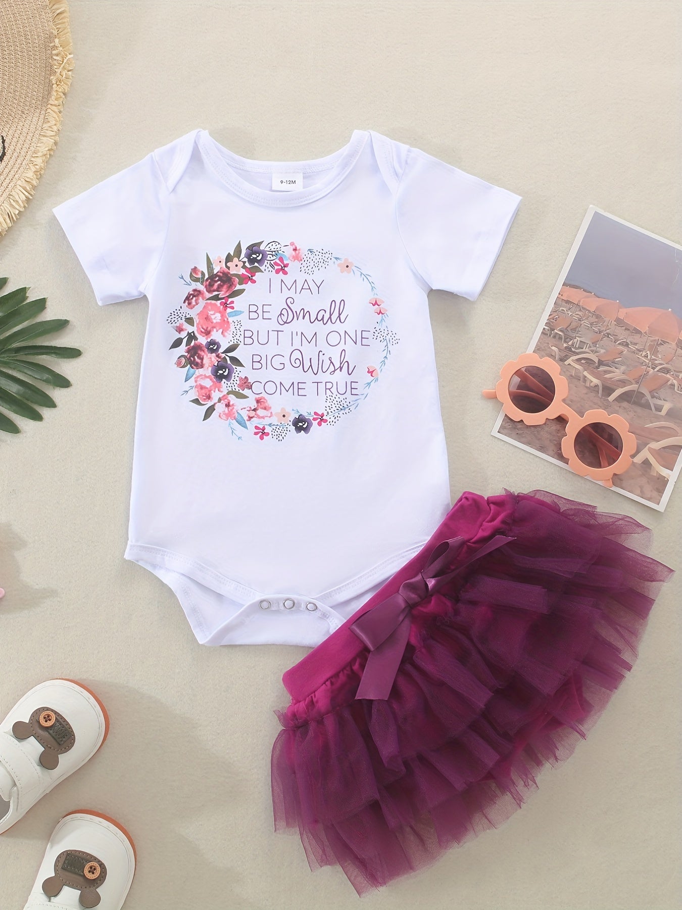 2pcs Baby Girls Floral Print Onesie & Shorts Set