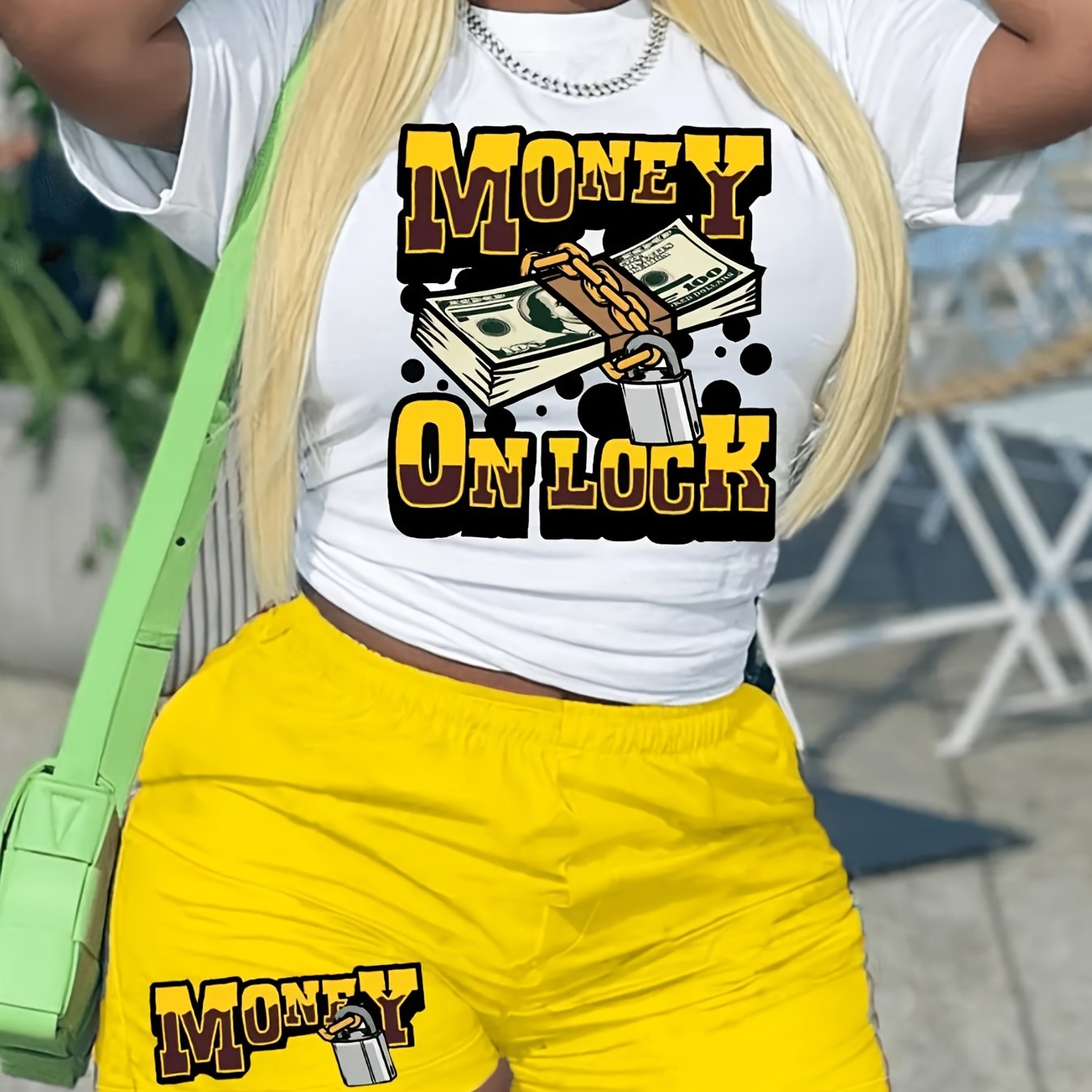 Money Letter Print 2pc Set Crew Neck T Shirt & Shorts Outfits
