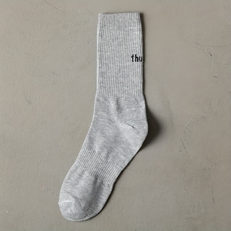 4 Pairs Letter Print Socks Mid Tube Women's Stockings Comfy & Breathable