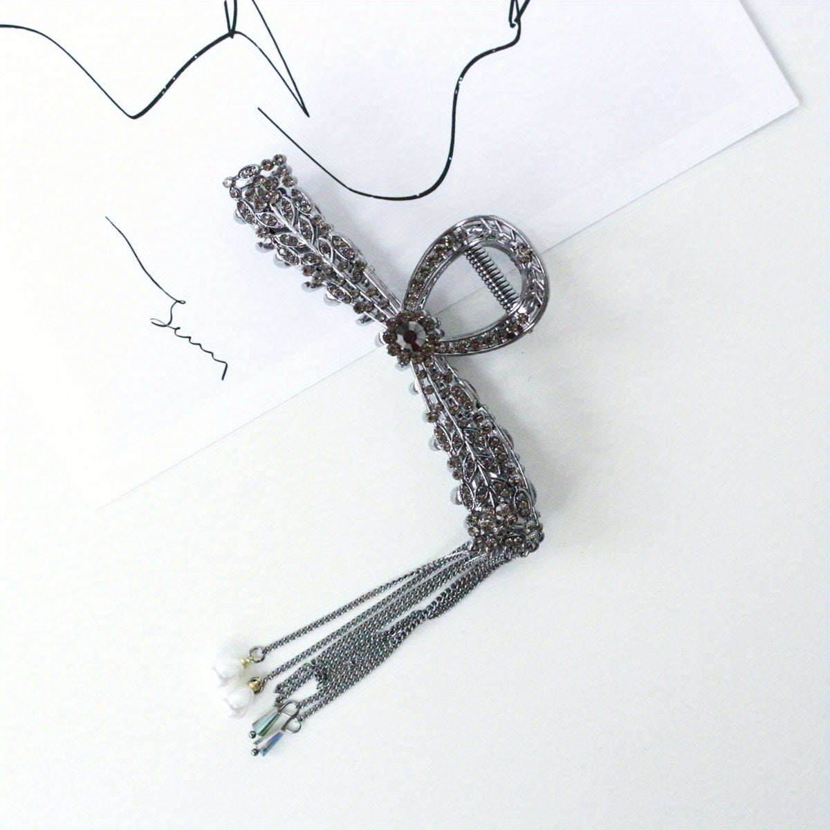 Metal Tassel Hair Claw Antique Pearl Rhinestone Hair Clip