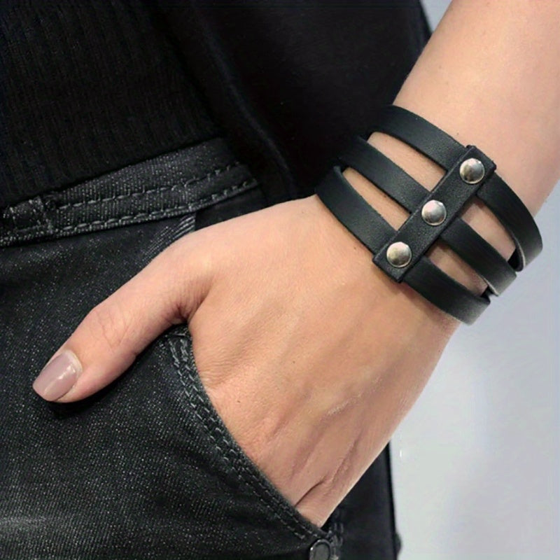 Punk Style Men's Leather Wrist Guard with Rivet Inlay
