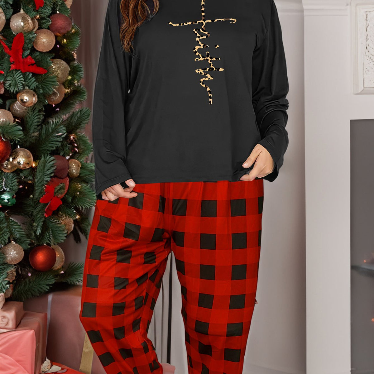  Leopard Print Tee & Plaid Pants Lounge Set