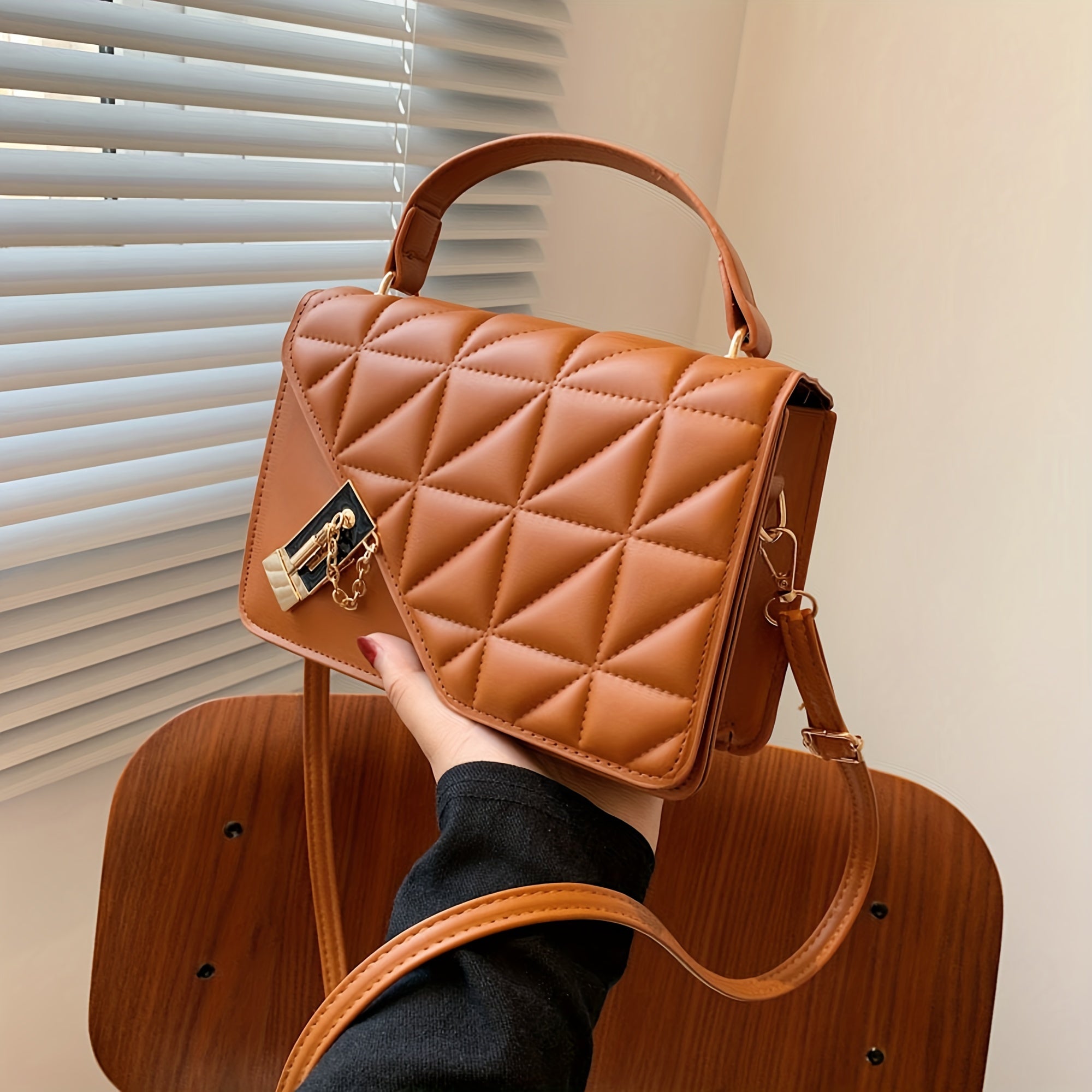 Retro Quilted Crossbody Bag PU Leather Classic Shoulder Bag