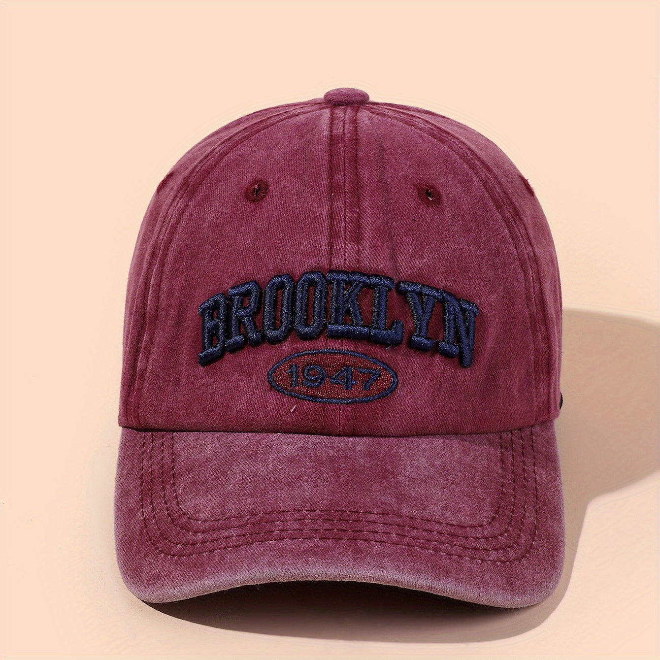 Embroidered Duck Tongue Cap for Outdoor Traveling