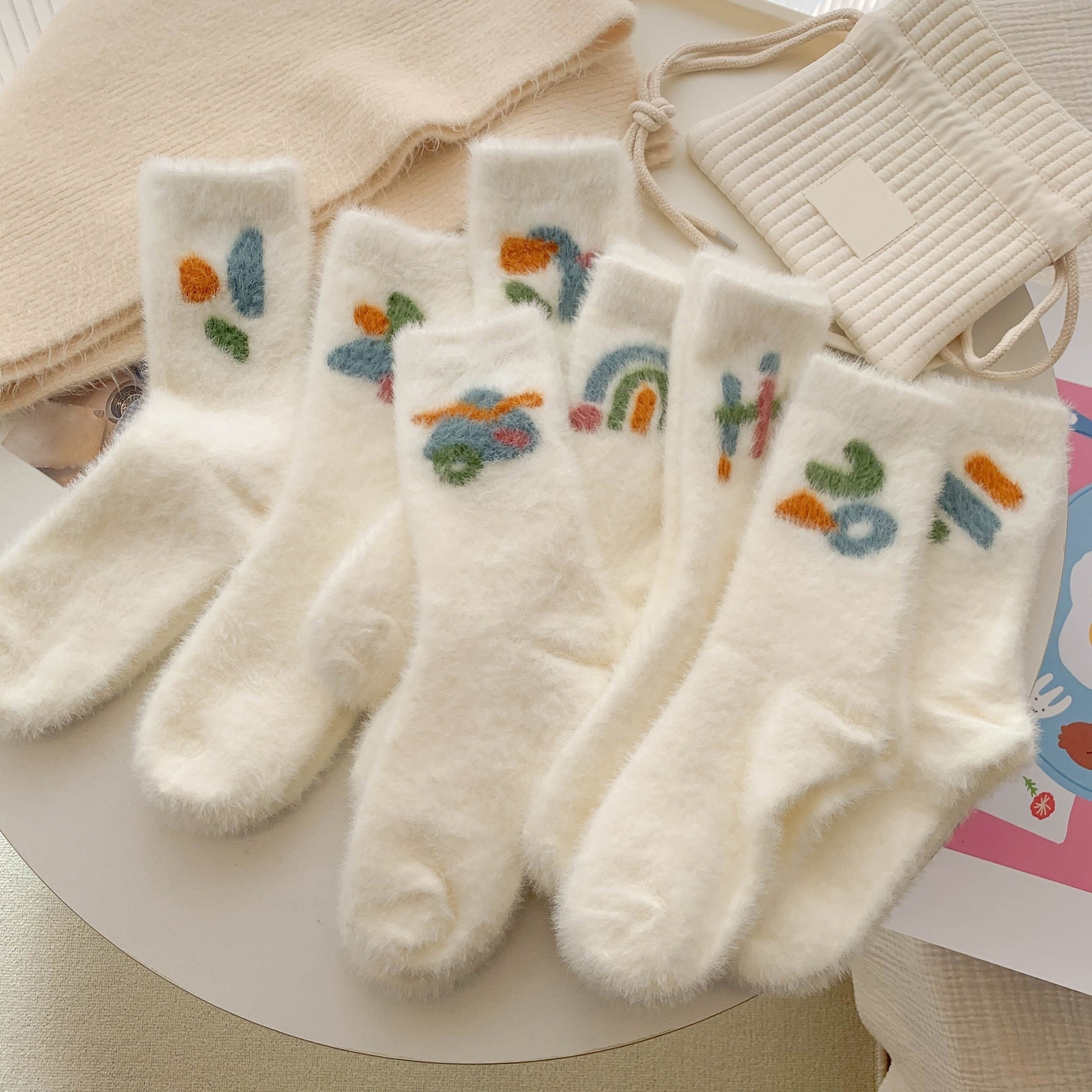 8 Pairs Cartoon Graffiti Socks Comfy & Fuzzy Women's Stockings