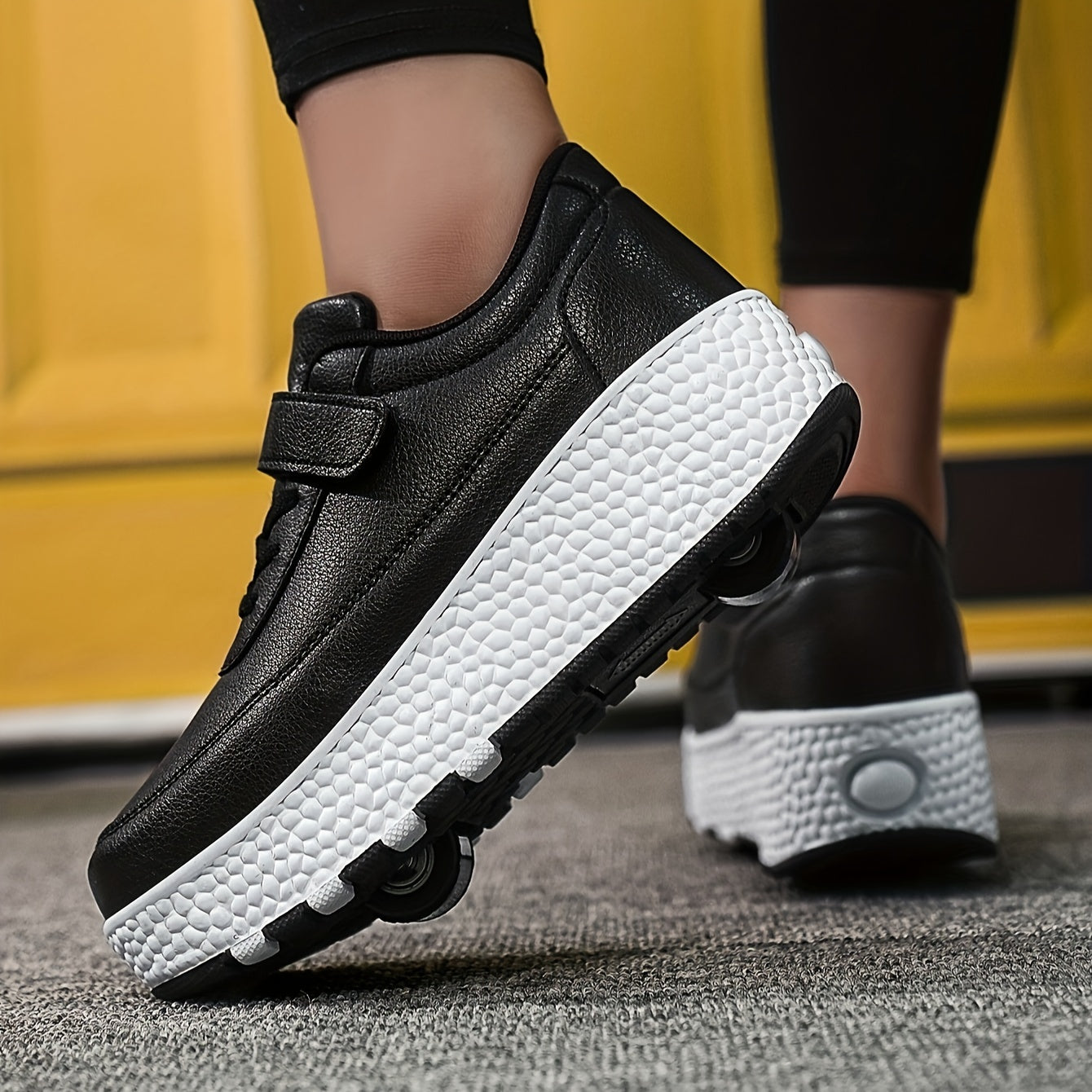 Girl's Solid Roller Shoes Hook & Loop Fastener Detachable Wheel Skate Sneakers