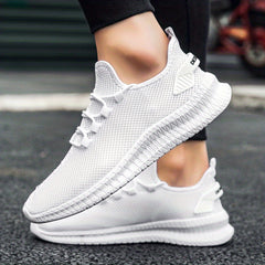 Men's Lightweight Running Shoes Outdoor Athletic Sneakers