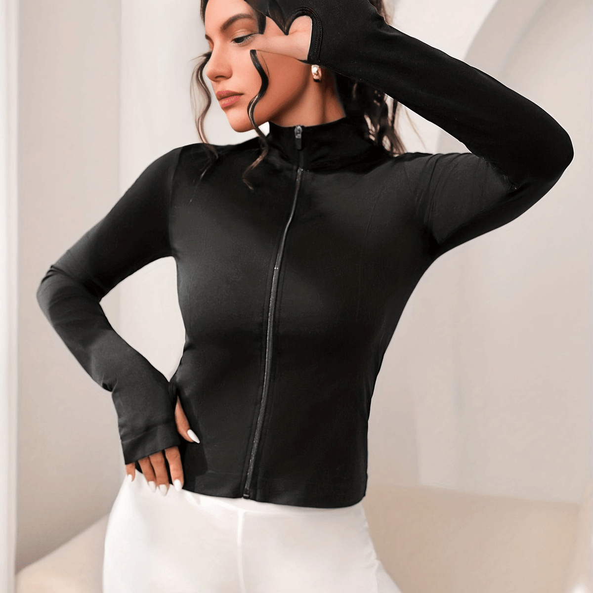 Seamless Women's Sports Jacket Slim Fit Stretchy Comfort Long Sleeve