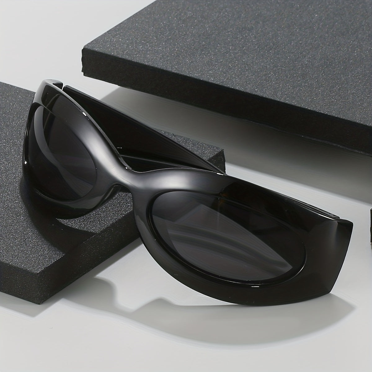 Y2K Cyberpunk Sunglasses Wrap Around UV400 Mirrored Sun Shades