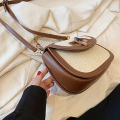Straw Handbag Wooden Turn Lock Shoulder Bag Crossbody Bag