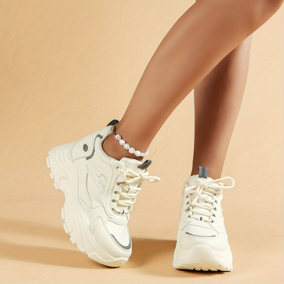 Women's Thick Sole Sports Shoes Lightweight Running Shoes