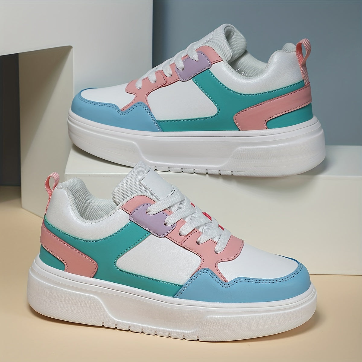 Women's Faux Leather Chunky Sneakers for Outdoor Sports
