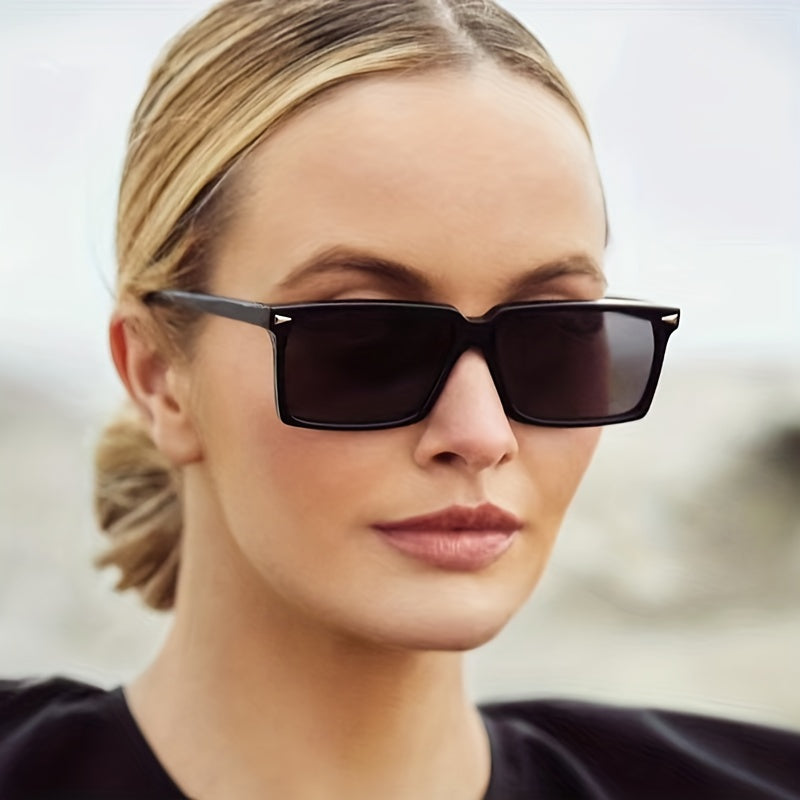 Rectangle Sunglasses Rivet Decor Glasses UV400