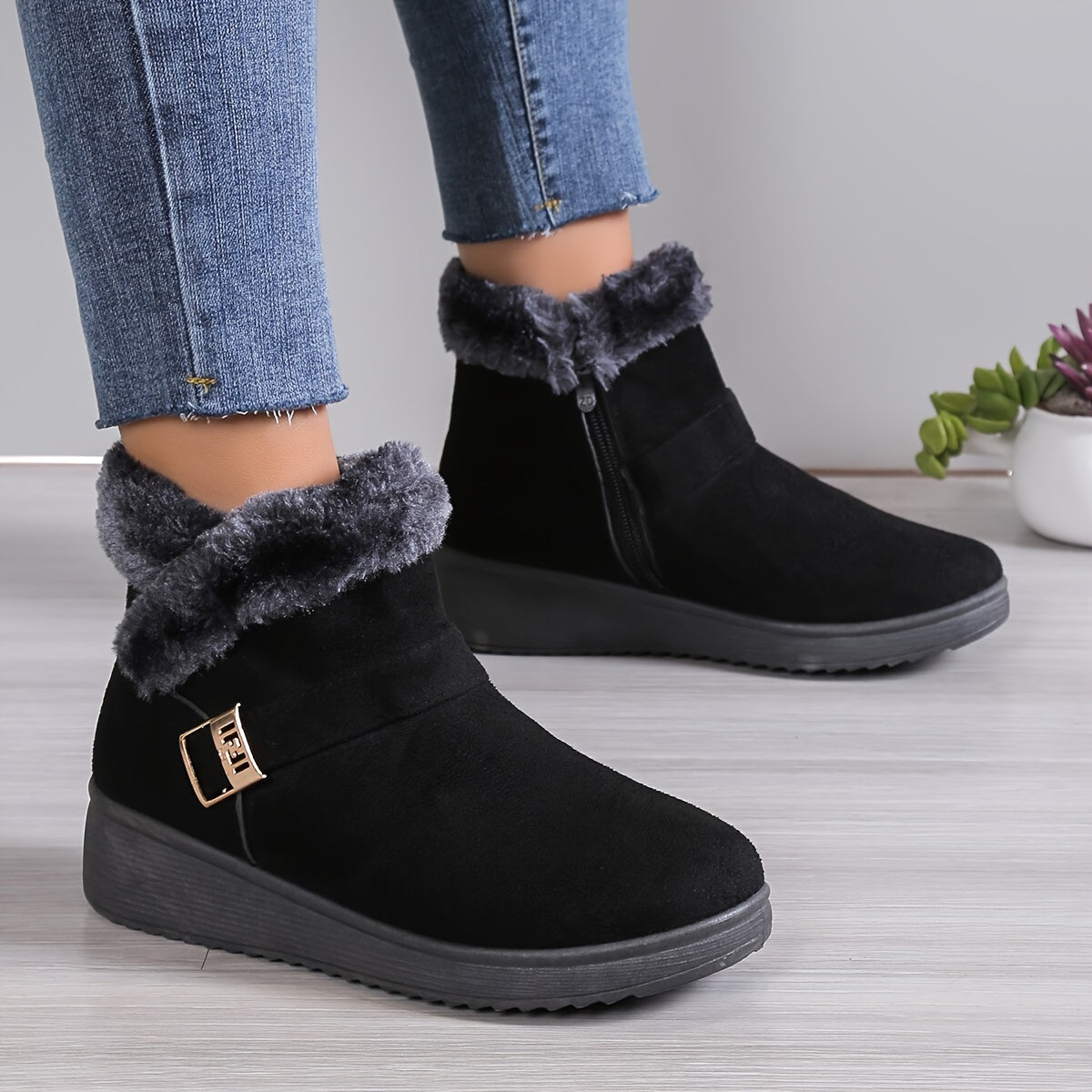 Women's Warm Faux Fur Ankle Boots Suede Round Toe Zipper Snow Boots