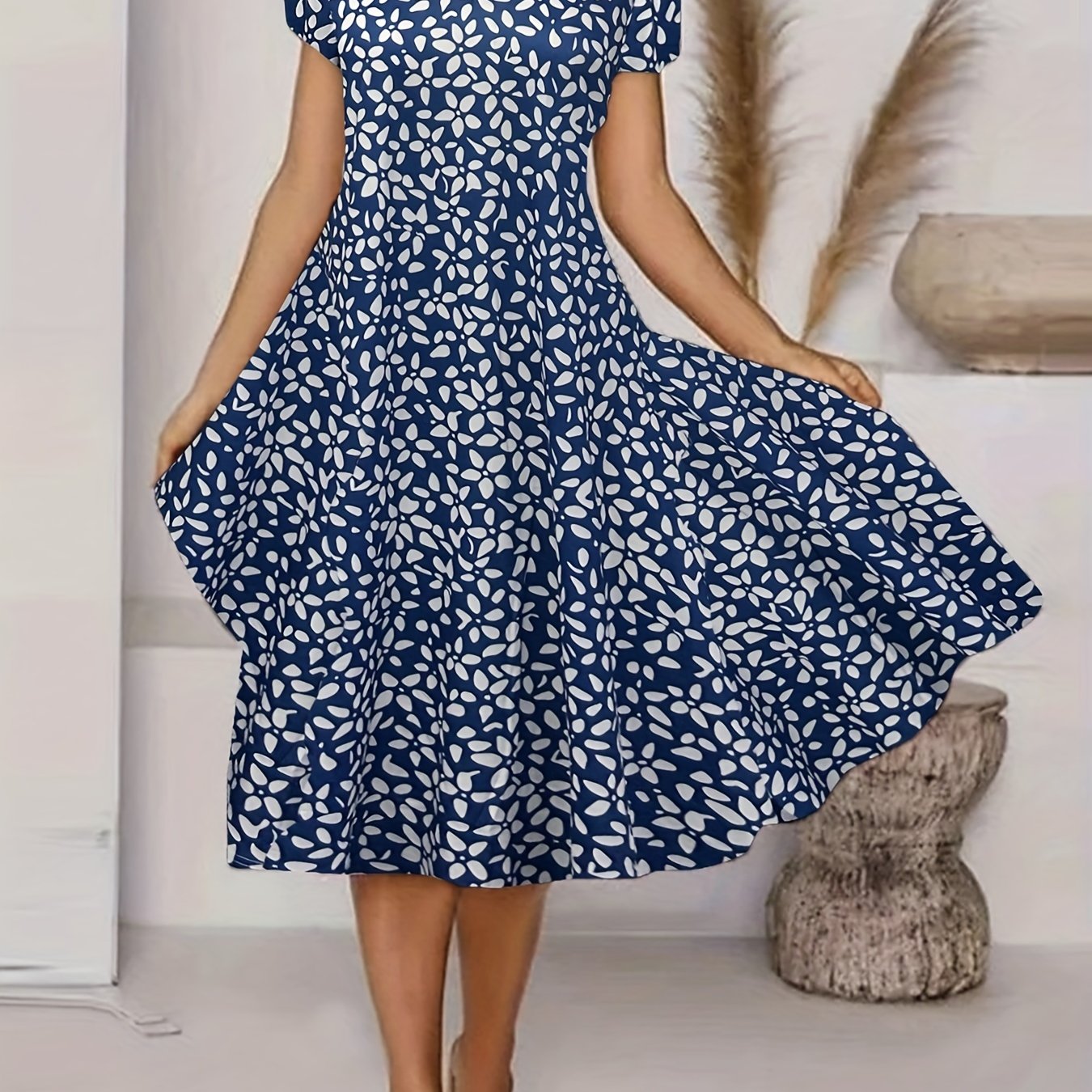  Floral Print Short Sleeve V Neck Dress